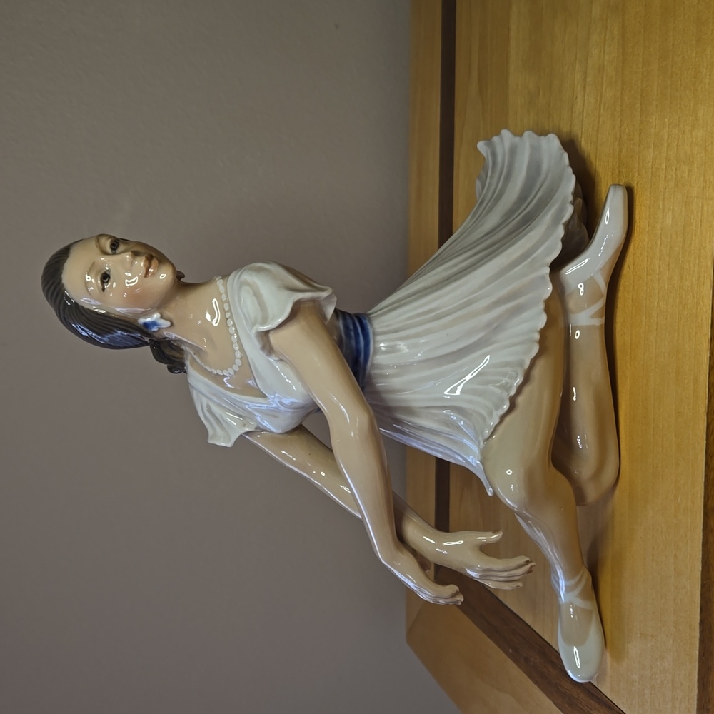 Dahl Jensen Ballerina Figurine NO BUNDLES